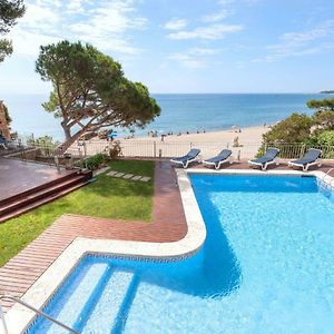Holiday Home Crystal By Interhome